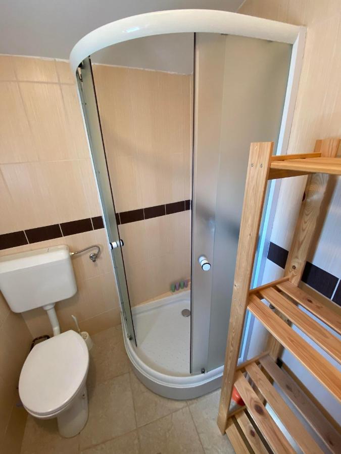 Beachfront Apartment Vir Luaran gambar