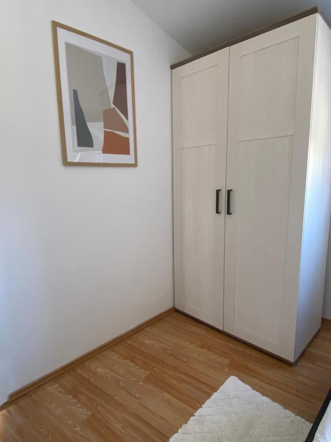 Beachfront Apartment Vir Luaran gambar